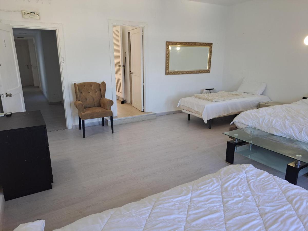 Private Suites In Huge Penthouse 1St Line Puerto Banus, Incredible Views, Jacuzzis 마르베야 외부 사진