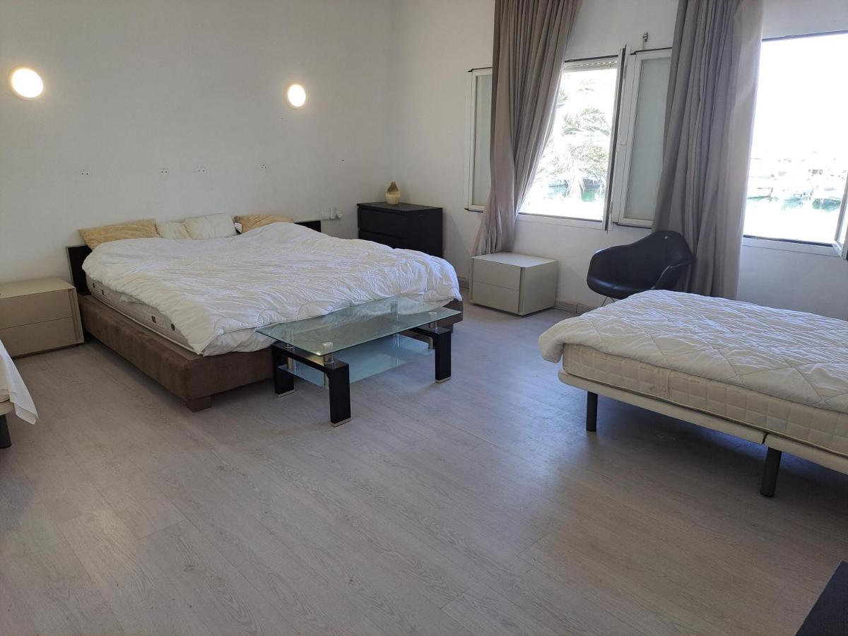 Private Suites In Huge Penthouse 1St Line Puerto Banus, Incredible Views, Jacuzzis 마르베야 외부 사진