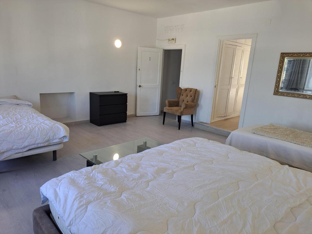 Private Suites In Huge Penthouse 1St Line Puerto Banus, Incredible Views, Jacuzzis 마르베야 외부 사진